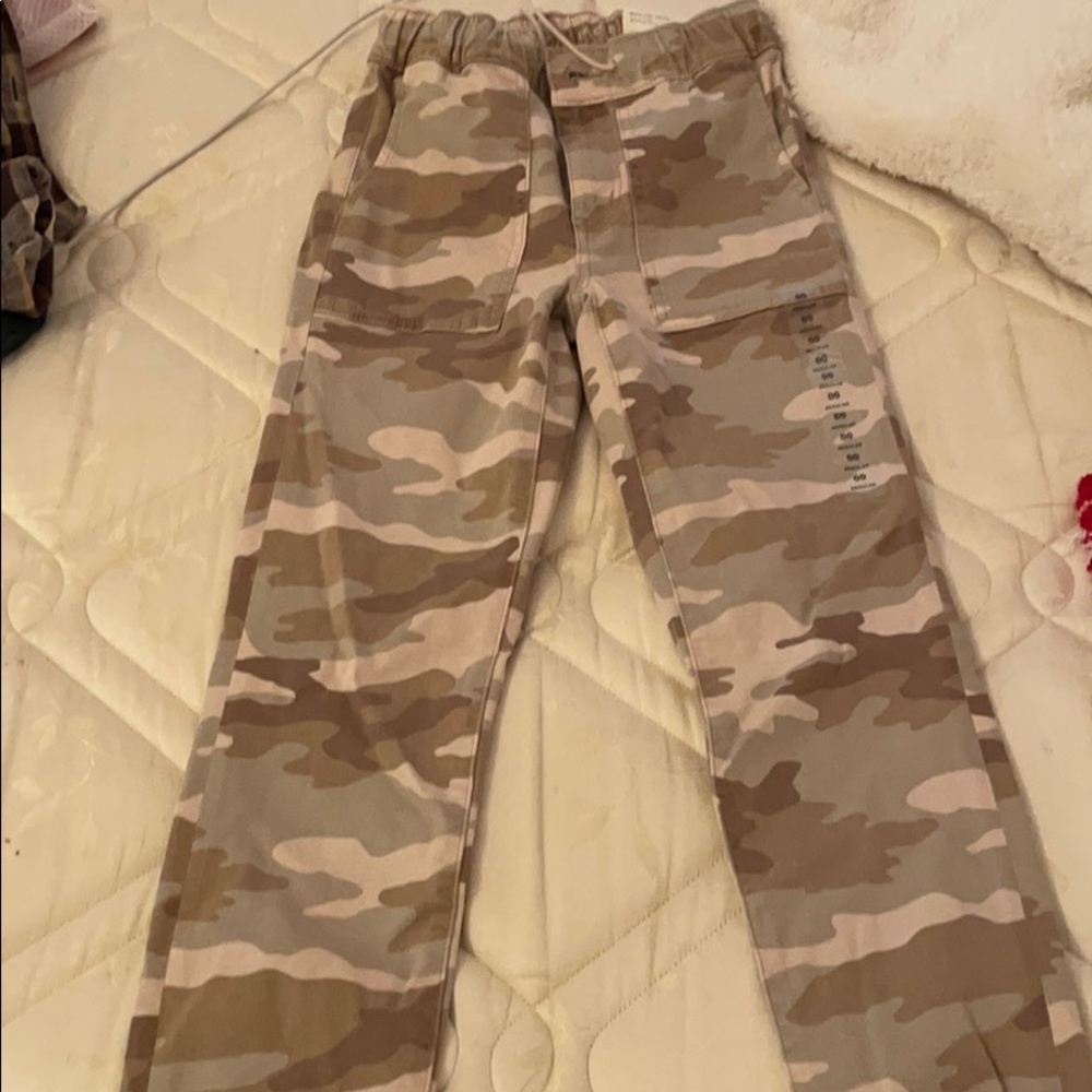 new A and E camo pants/joggers